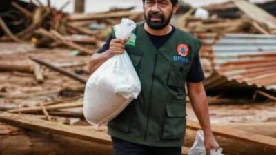 Opini: Pemimpin Bersama Rakyat: Tangisan Sang Penjaga di Tengah Puing Bencana