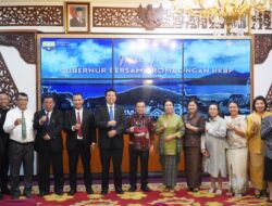 Gubernur Al Haris Ajak Pengurus Gereja HKBP Jambi Perkuat Kerukunan Antar Umat