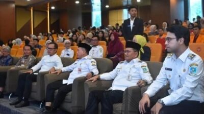 Maulana – Diza Hadiri Bedah Buku “Babad Alas”, Wamendagri Bima Arya Bagikan Refleksi Kepemimpinan