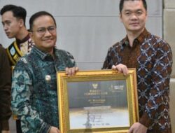 Wali Kota Maulana Serahkan Investment Award 2026, Apresiasi Investor Pendukung Ekonomi Kota Jambi