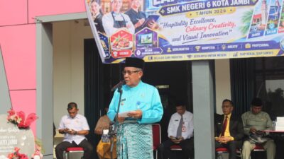 Lepas 219 Siswa PKL SMKN 6 Kota Jambi, Wagub Sani Dorong Generasi Siap Kerja dan Berdaya Saing Nasional