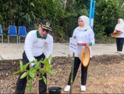 Ketua DPRD Muarojambi Hadiri Penanaman Pohon Serentak