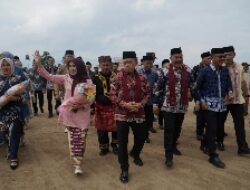Gubernur Al Haris Harap Kenduri Sko Jadi Pemersatu dan Dorong Perbaikan Sarana Desa