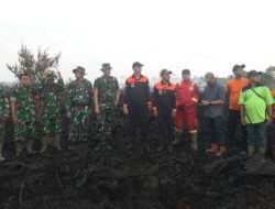 Kasrem 042/Gapu Tinjau Lokasi Karhutla di Muaro Jambi, Pastikan Api Padam dan Pendinginan Berjalan Optimal